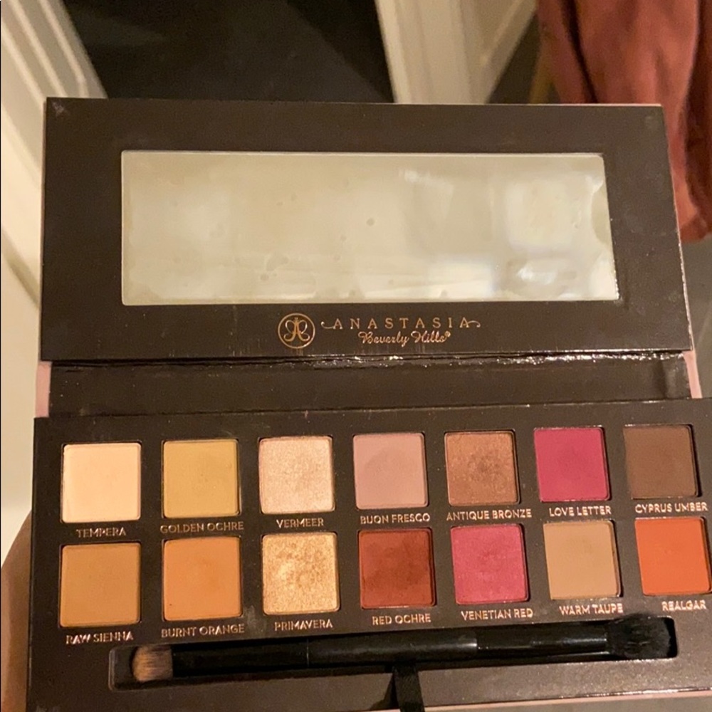 Anastasia Modern Renaissance Eyeshadow Palette